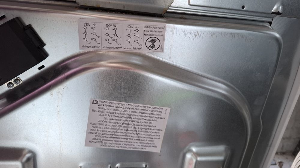 Kuchenka elektryczna Amica "na siłę"