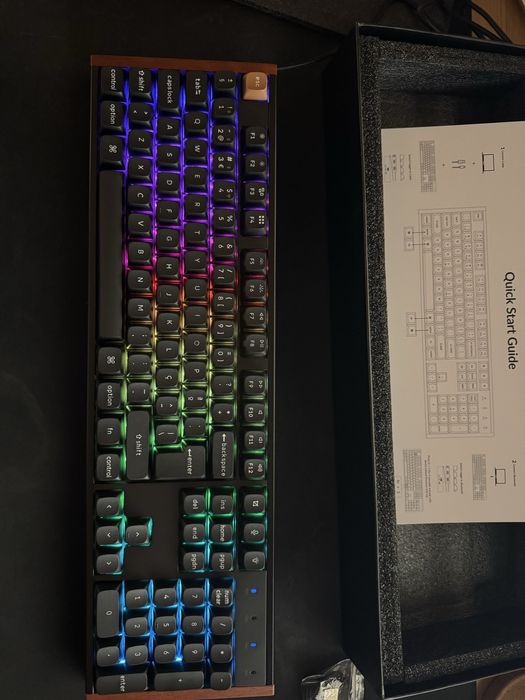 Vendo teclado KEYCHRON K10 HE edicão especial