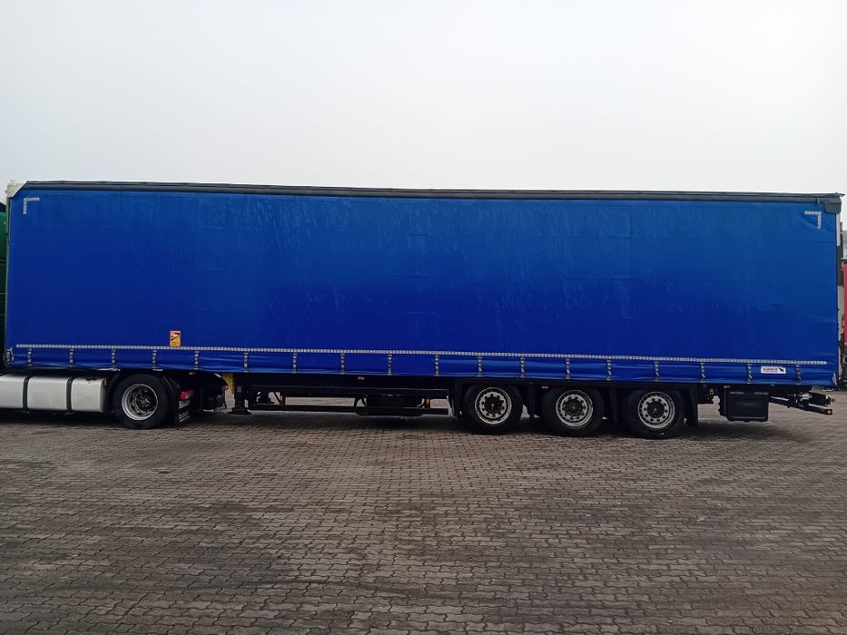 Schmitz Cargobull VARIOS Mega Low Deck.