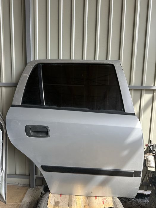 Astra g двері. Капот. Бампер .опель астра дж