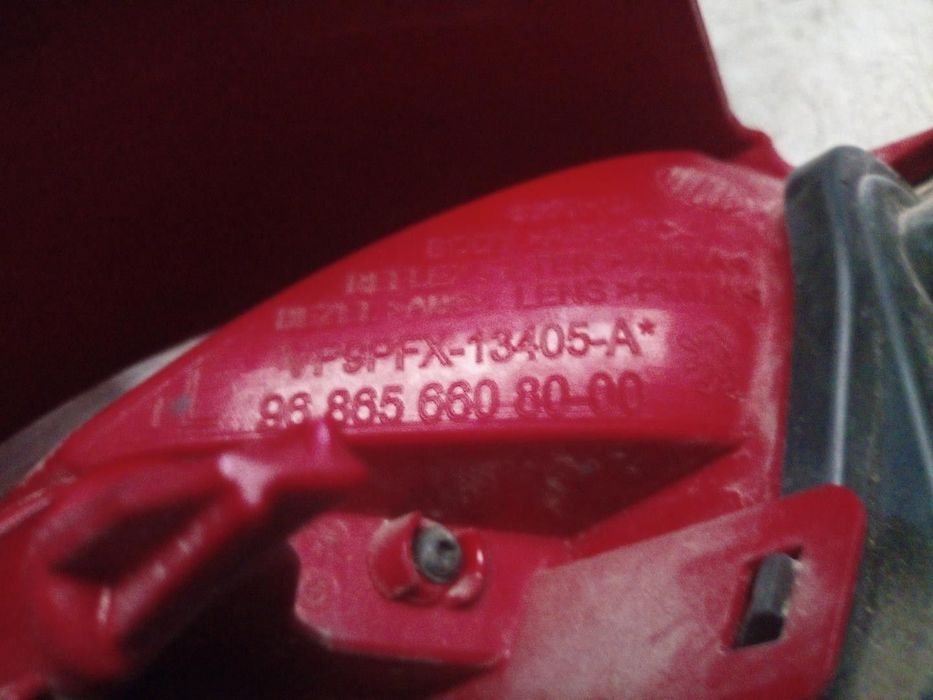 FAROLIM TRASEIRO ESQUERDO PEUGEOT 207 2006