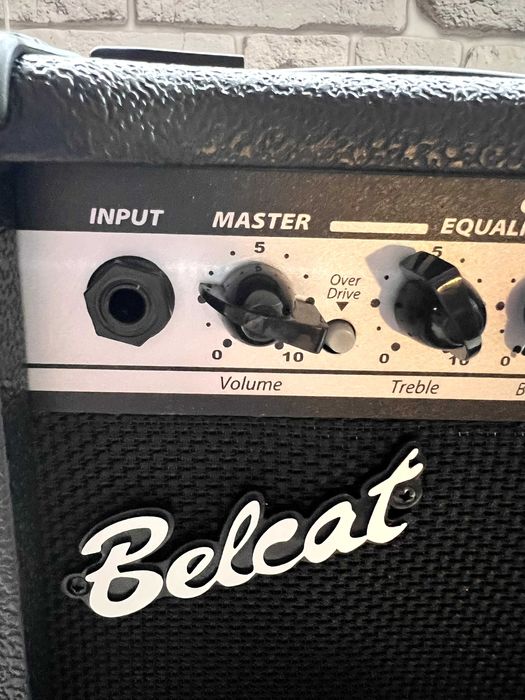 Гітарний комбоусилювач Belcat G-10, 10 Вт — стан нового 2400 грн