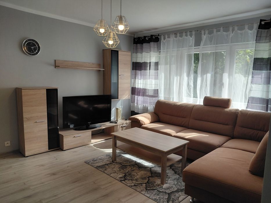 M2  na 1 piętrze w niskim bloku  Tysiąclecie