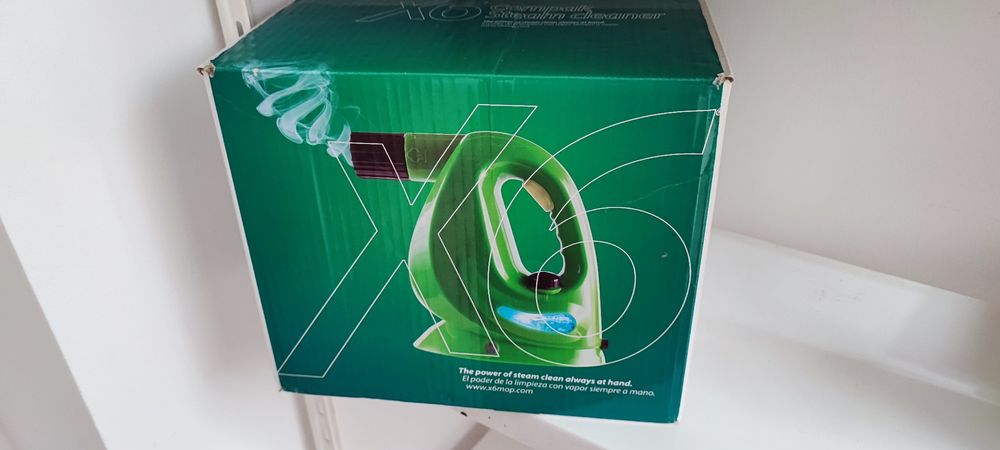 Máquina de limpeza a vapor com várias acessórios