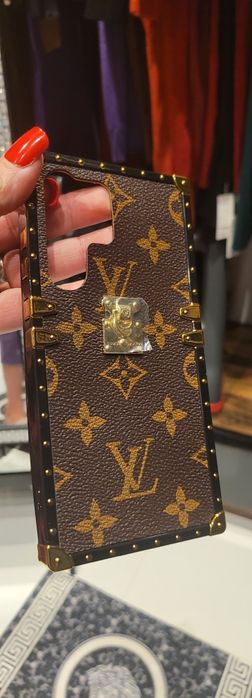 etui lv do   Apple iphone 14plus ultra