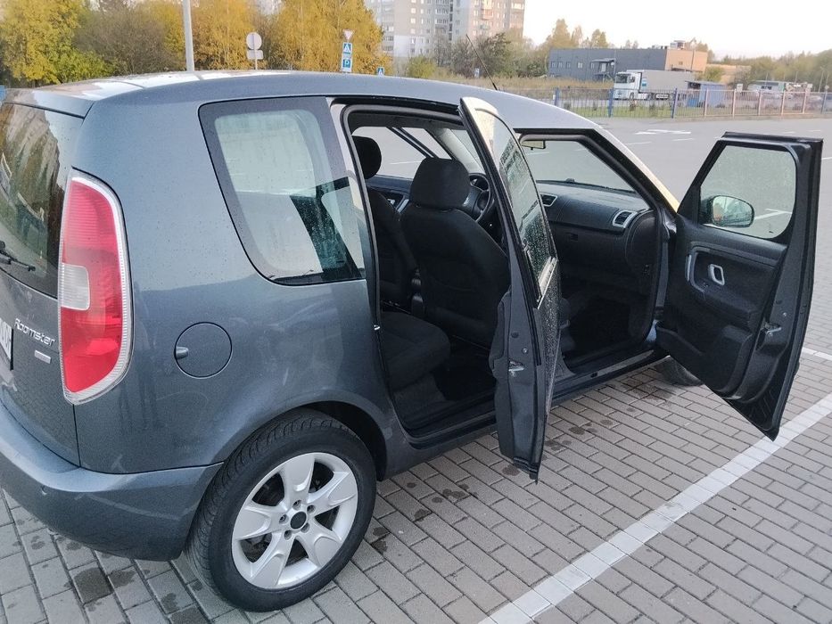 SKODA ROOMSTER 1.9 TDI!! Гарний стан!