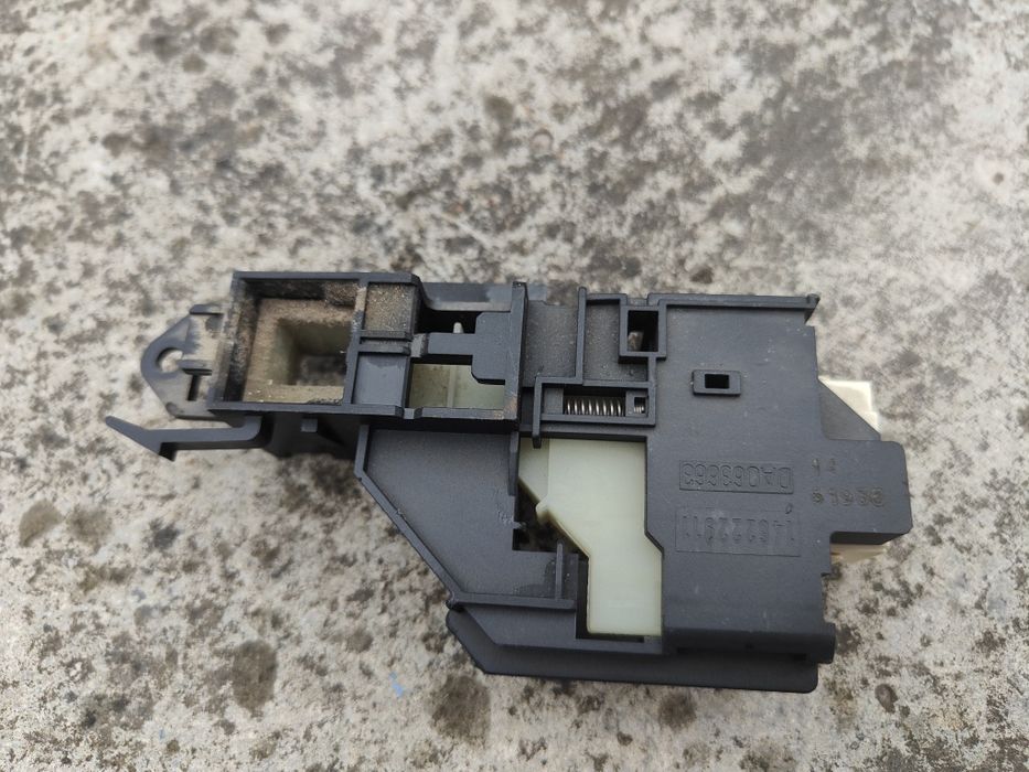 Запчастини до вертикальної пралки zanussi zwq 5100