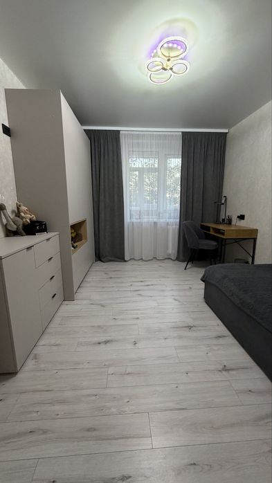 Продам 2-комнатную квартиру с  ремонтом в Терновке (район автостанции)