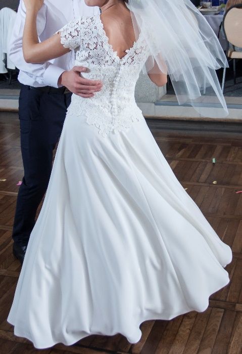 Suknia ślubna rozmiar 34