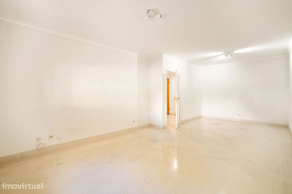 Apartamento T3, Cascais