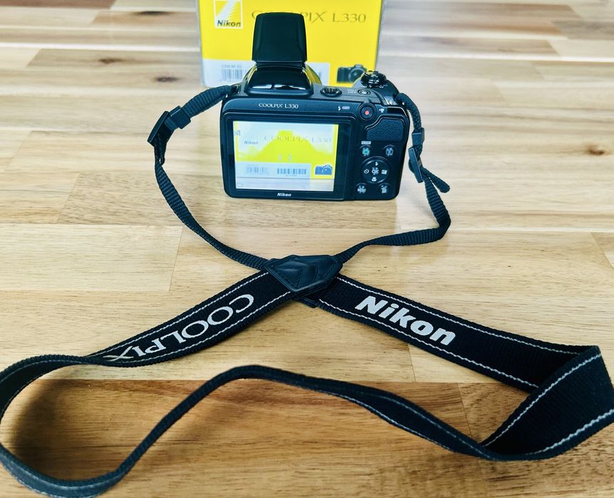 Nikon Coolpix L330 + karta 32GB – jak nowy!