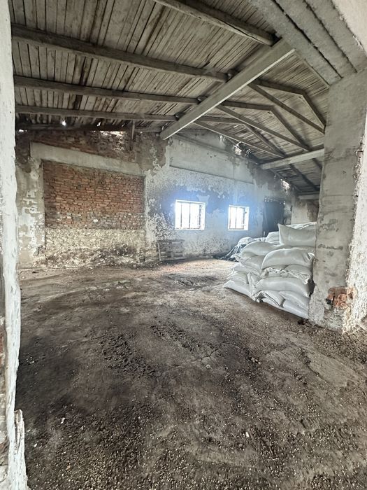 Продається Приміщення вільного призначення с. Залізці