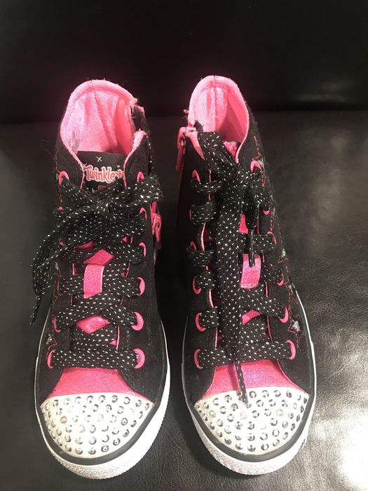 Продам Skechers кеди