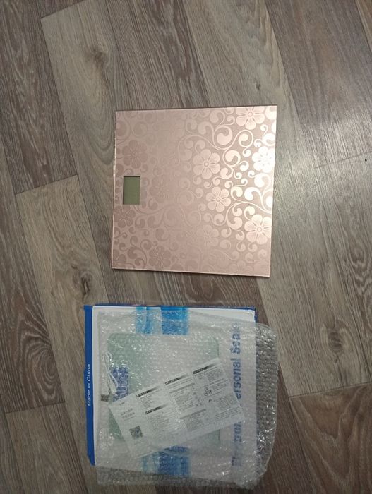 Продам весы напольные