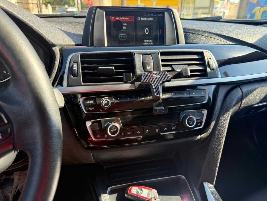 BMW 320D Sport Line — photo 5