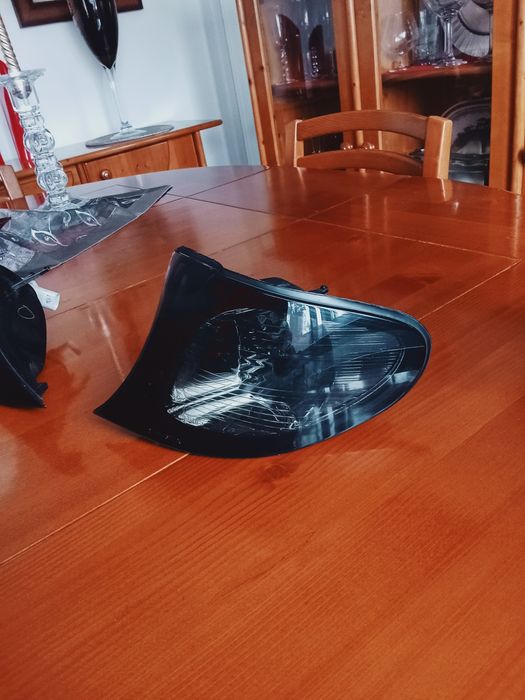 Piscas escurecidos BMW e46 2001