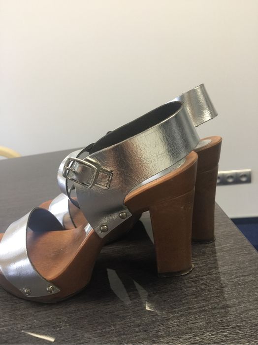 Sprzedam buty ze skóry Venezia 39