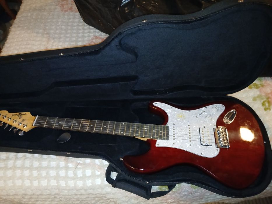 Guitarra eléctrica completamente nova