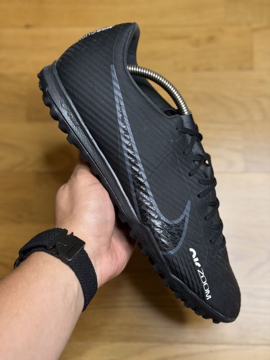 Сороконожки Nike Zoom Mercurial Vapor 15 Academy TF DJ5635-001Розмір 45 (29 см по устільці)