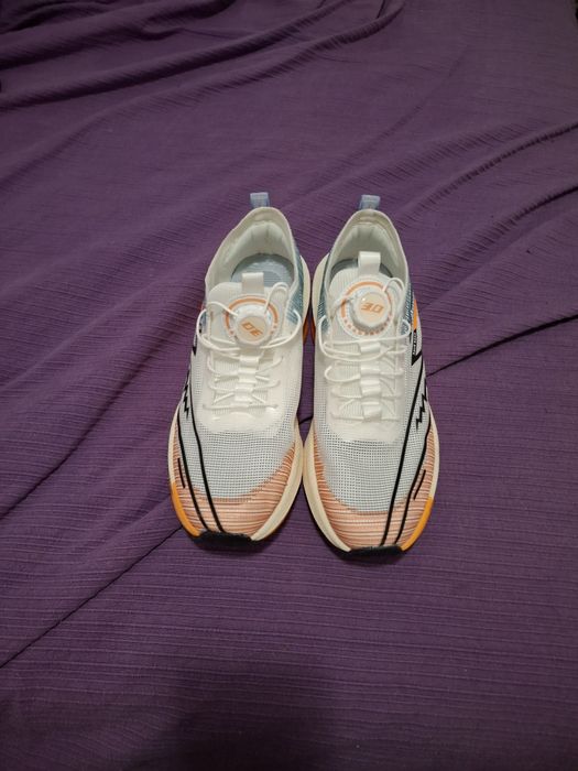 Tenho tenis para venda