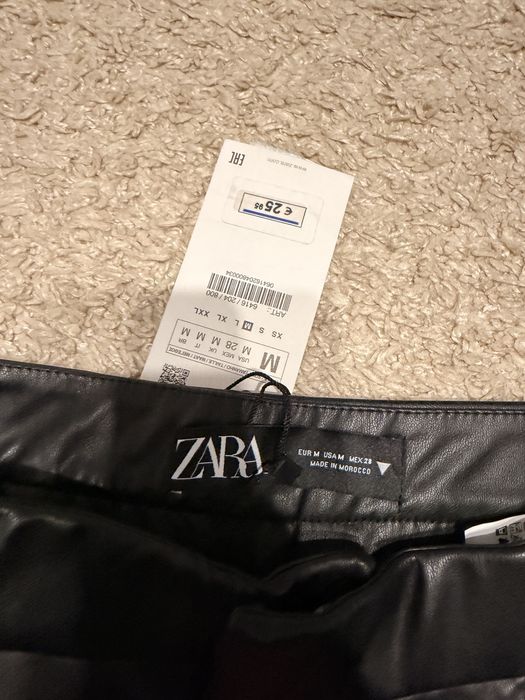 Нові шкіряні шорти zara