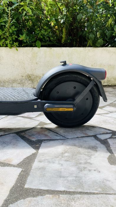 Trotinete Elétrica XIAOMI Elite (400 W - Autonomia: 45 Km - Preto)