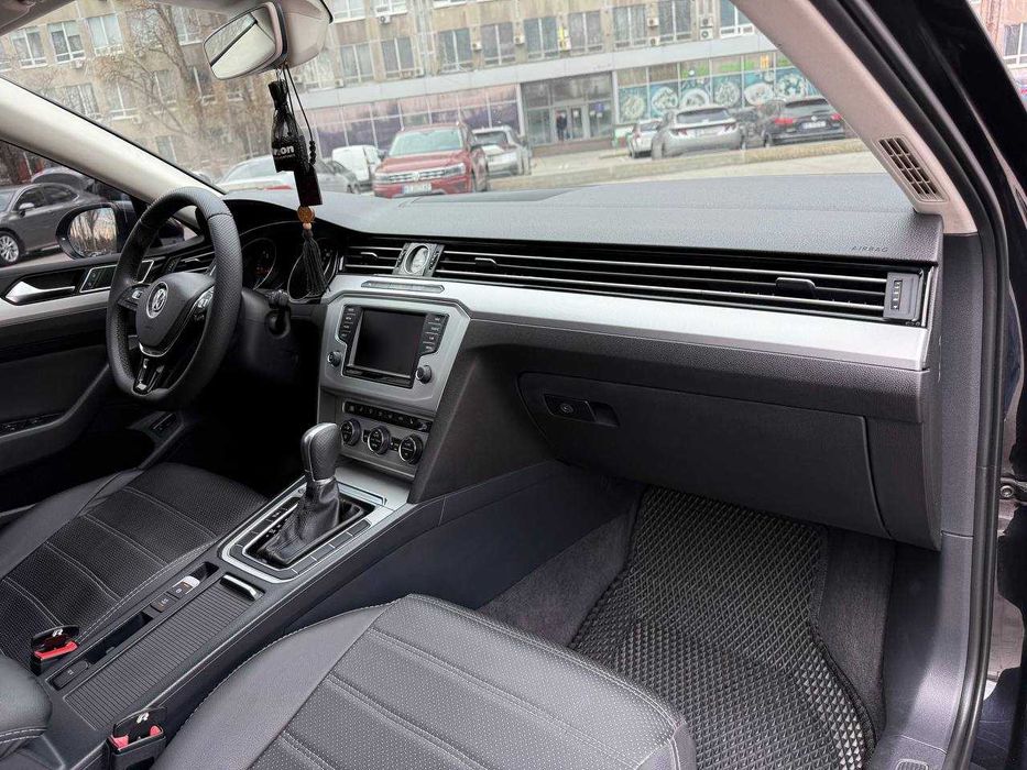 Volkswagen Passat 2015 Дизель 2,0 Автомат