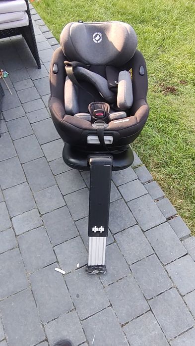Fotelik samochodowy Maxi Cosi z baza