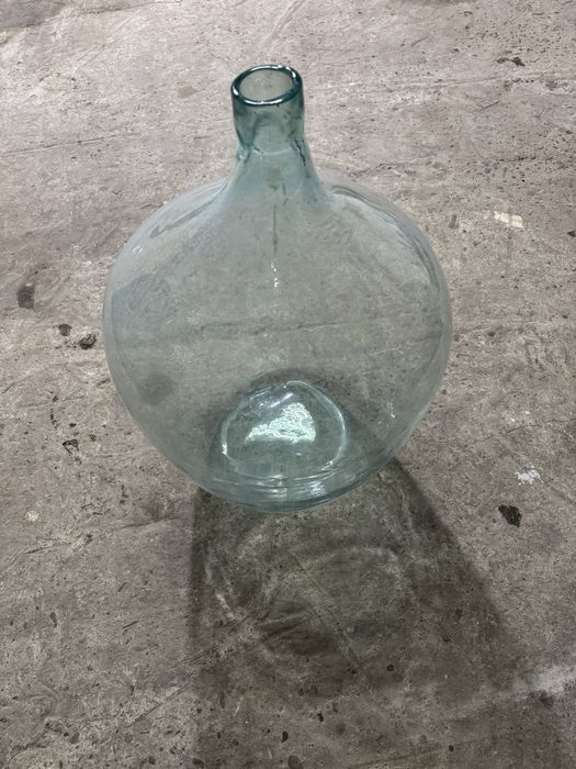 Бутиль ємність для вина