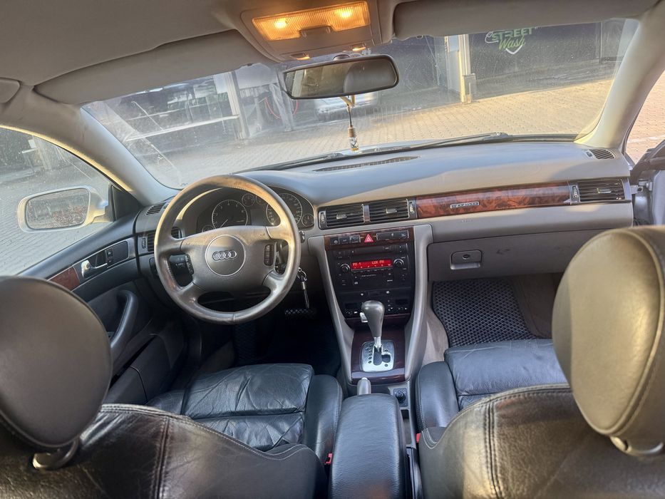 Продам Audi A6C5 Quattro 2004 року 2,4 газ/бензин АКПП