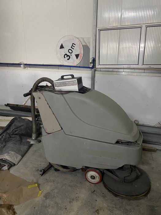 Maquina de lavar o chao industrial