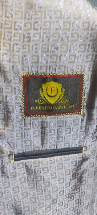 Продам костюм 2ка  52 розмір