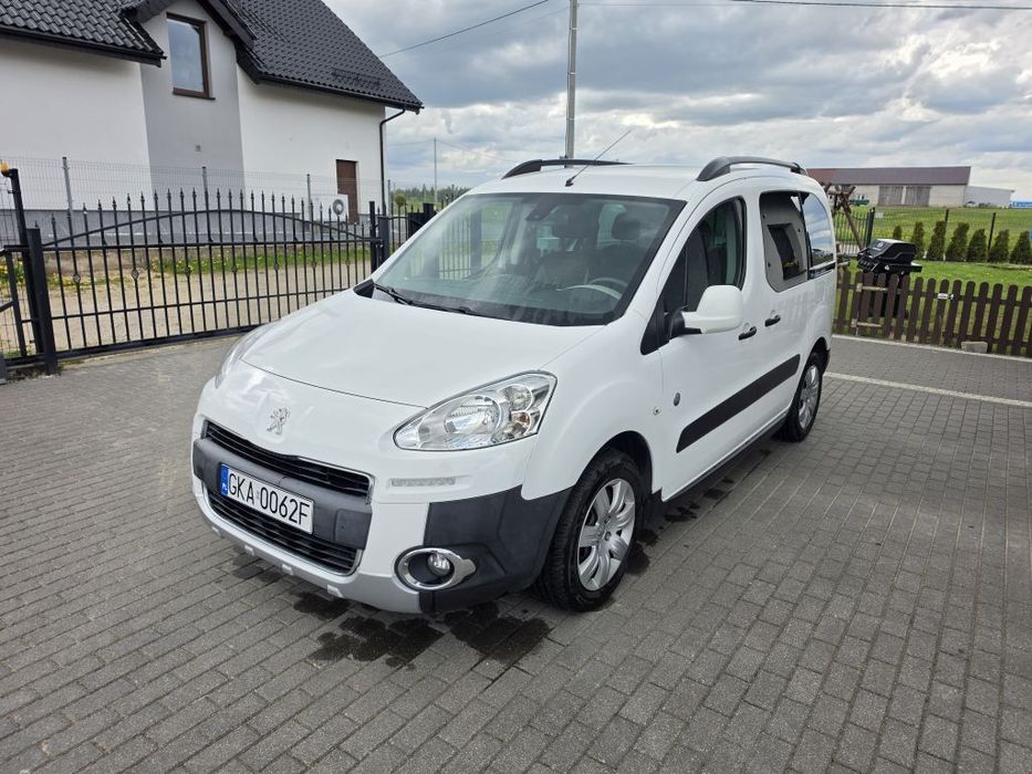 Peugeot Partner Peugeot Partner lift 2015r wersja Outdoor klimatyzacja automatyczna