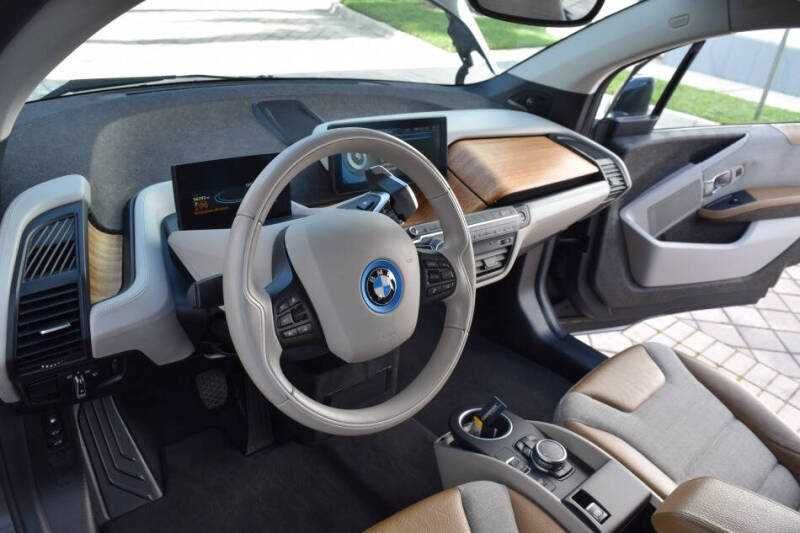 2015 BMW i3 Plug-in Hybrid
