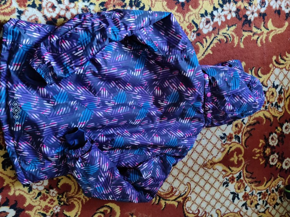 Zestaw Kurtka jesienno zimowa  146/152 + bluza Quechua 149-159 bdb 11+