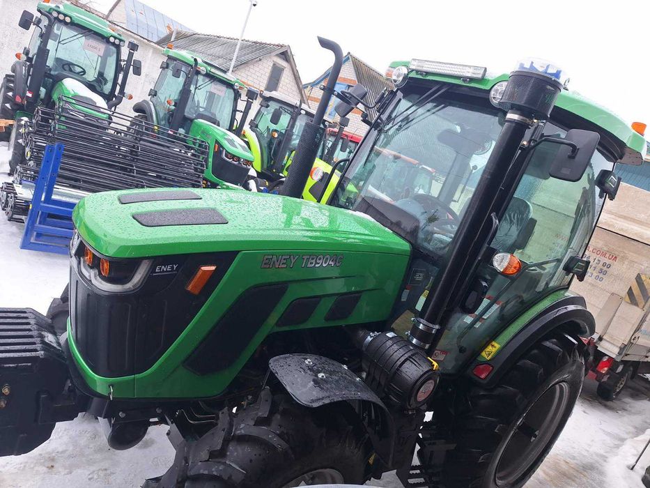 Миргород  90 к.с. Трактор 904 TB ENEY гарна ціна вага 3700кг