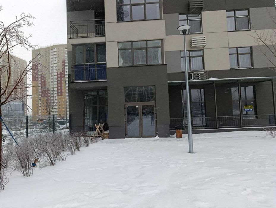 ЖК Варшавский 2. Фасадное помещение с ремонтом  "Open Space" 71 м2
