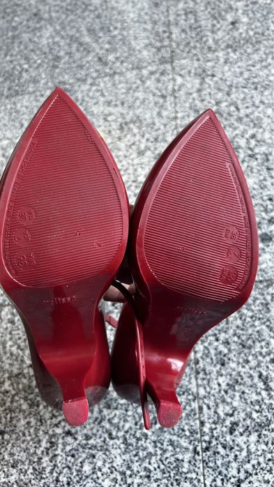 Melissa 38 sapatos vermelhos de salto alto tacão