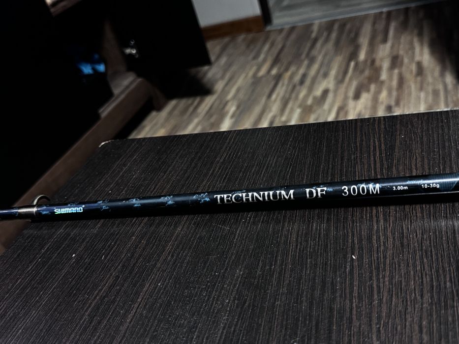 ponadczasowy spinning SHIMANO TECHNIUM DF 300M 3.00m 1-30g