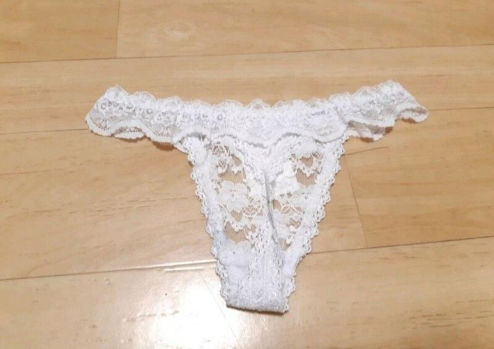 Дівочі трусики гіпюрові