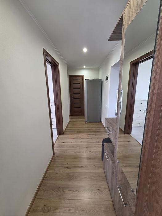 Продам 2 х комнатную квартиру с ремонтом , Авангард