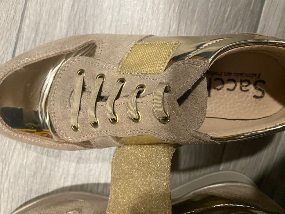 Sapatos pele 39 sacchi - confortáveis usados uma vez