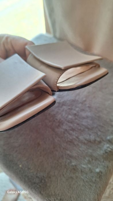 Босоножки кожа 38 р 800гр