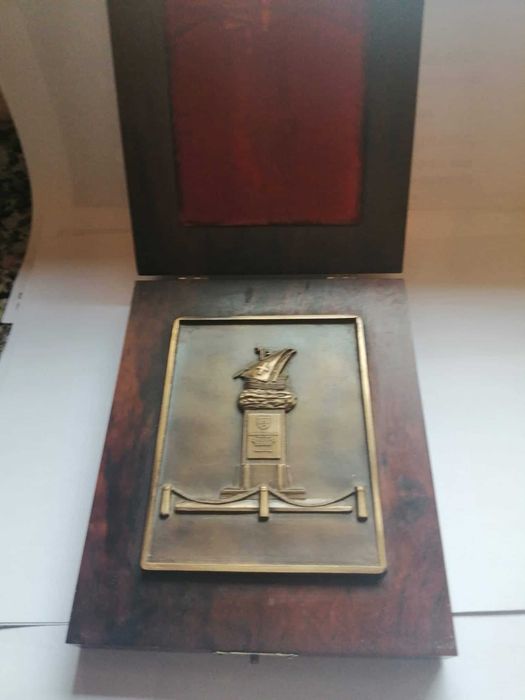 Medalha Quadrangular em bronze