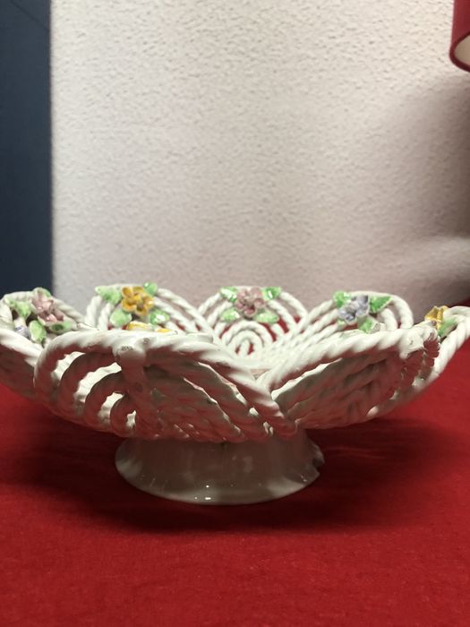 Taça decorativa muito antiga