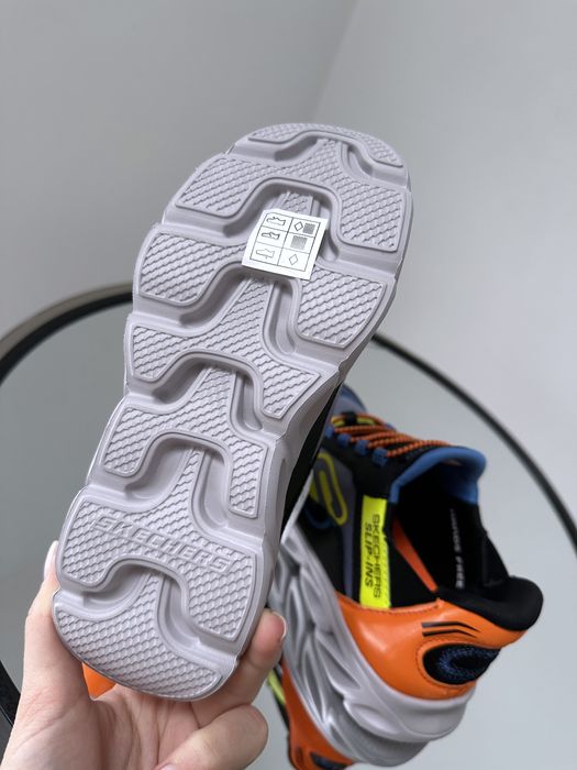 Детские легкие кроссовки слипоны на резинках Skechers 27/30/32/33р