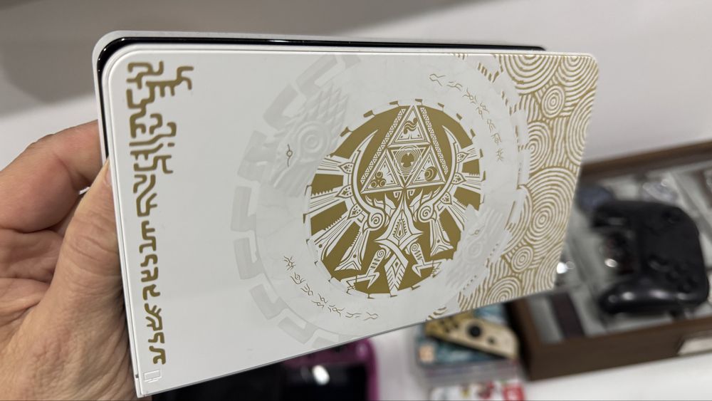 Nintendo Switch Oled limitada + Extras