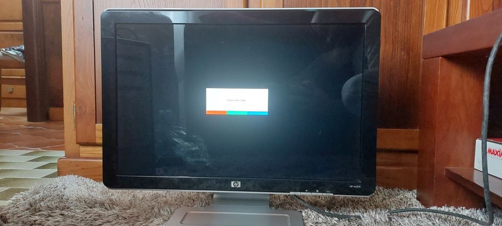 Monitor HP w2216 21'