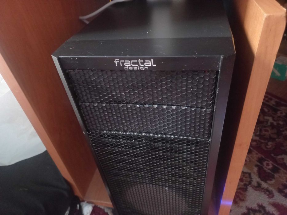 komputer PC Nvidia GTX 1060 6gb, ram 16gb, AMD Ryzen 5 2600 Six-Core 3,4 GHz