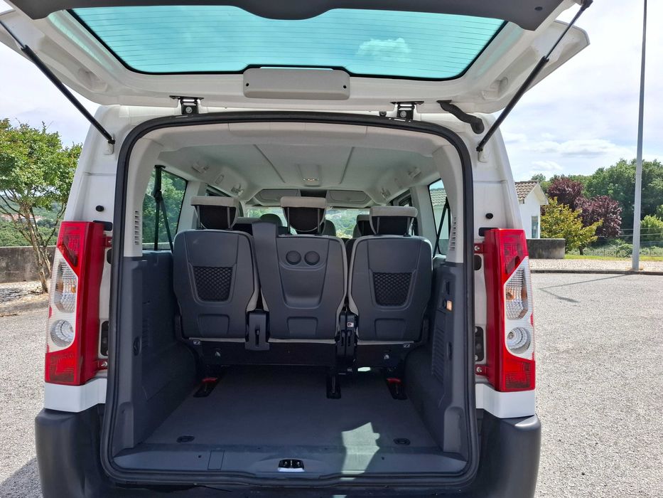 Citroen Jumpy 2.0-120cv NACIONAL 22.240 KM Reais 9 Lugares